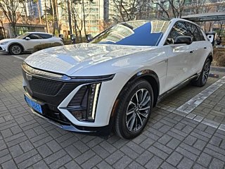 Заказать CADILLAC LYRIQ