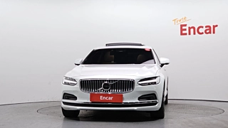 VOLVO S90 2022
