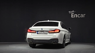 BMW 5-SERIES G30 2021