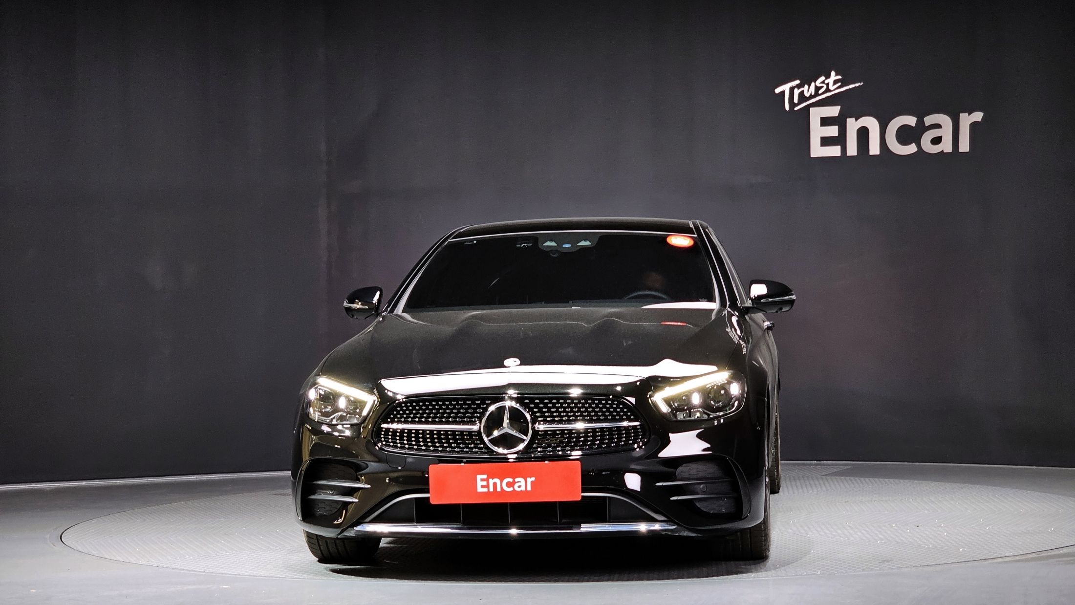 MERCEDES BENZ E-CLASS W213 2021