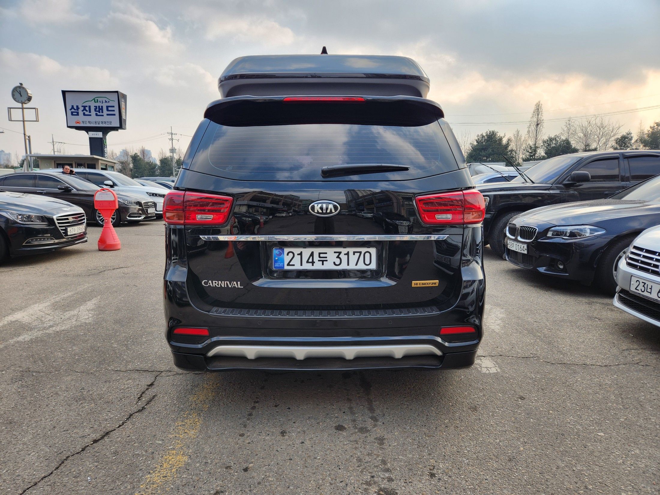 KIA CARNIVAL 2019