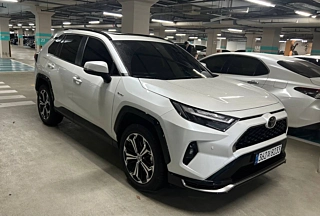 Заказать TOYOTA RAV4