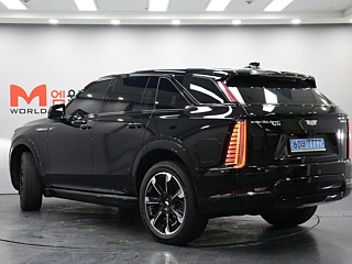 Заказать CADILLAC ESCALADE IQ