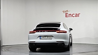 PORSCHE PANAMERA 971 2018