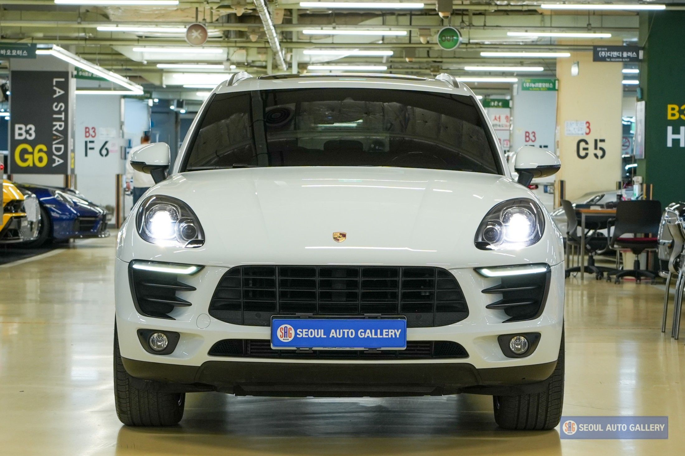 PORSCHE MACAN 2016