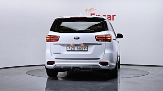 KIA CARNIVAL 2018