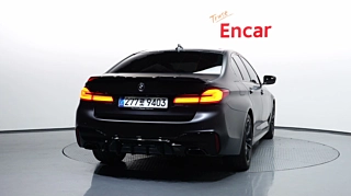 BMW 5-SERIES G30 2017