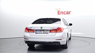 BMW 5-SERIES G30 2018