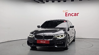BMW 5-SERIES G30 2017