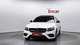 MERCEDES BENZ E-CLASS W213 2019