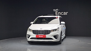 KIA CARNIVAL 2018