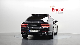 GENESIS G80 RG3 2023