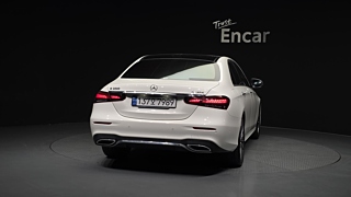 MERCEDES BENZ E-CLASS W213 2022