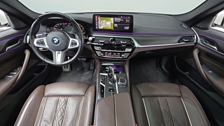 BMW 5-SERIES G30 2022