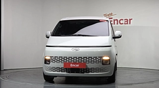 HYUNDAI STARIA 2023