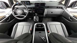 HYUNDAI STARIA 2023