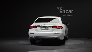 MERCEDES BENZ E-CLASS W213 2023