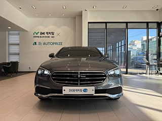 MERCEDES BENZ E-CLASS W213 2022