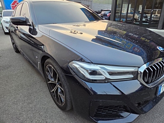 BMW 5-SERIES G30 2021