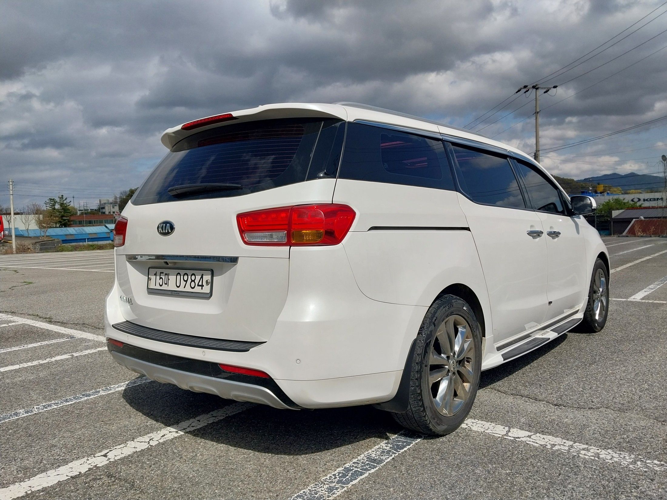 KIA CARNIVAL 2015