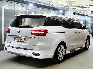 KIA CARNIVAL 2019