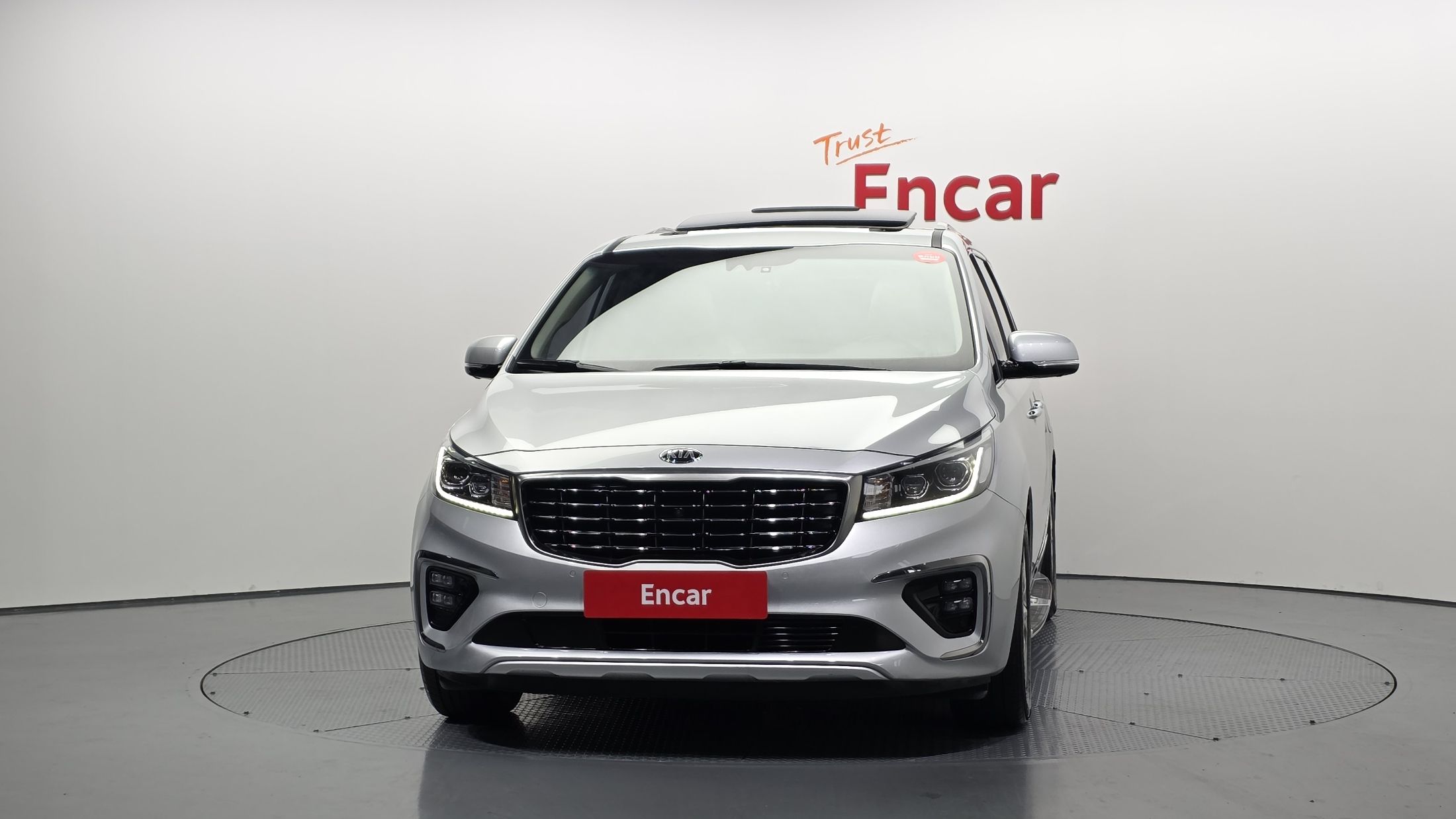 KIA CARNIVAL 2018