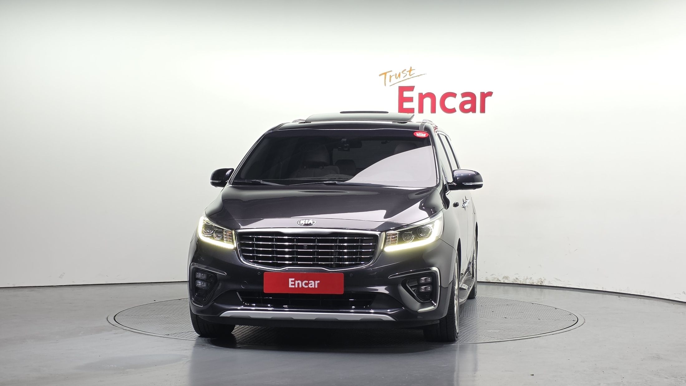 KIA CARNIVAL 2018