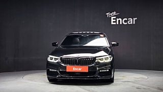 BMW 5-SERIES G30 2017
