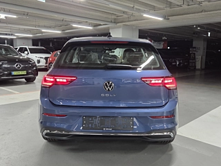 Заказать VOLKSWAGEN GOLF