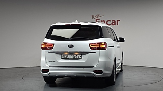 KIA CARNIVAL 2018