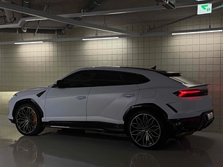 Заказать LAMBORGHINI URUS