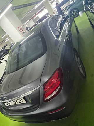MERCEDES BENZ E-CLASS W213 2017
