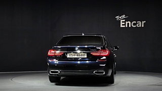 BMW 7-SERIES G11 2017