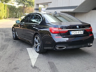 BMW 7-SERIES G11 2018