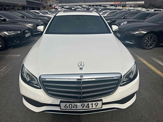 MERCEDES BENZ E-CLASS W213 2018