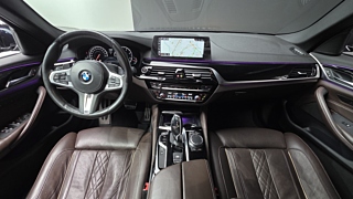 BMW 5-SERIES G30 2018