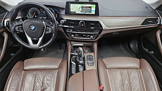 BMW 5-SERIES G30 2018