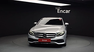 MERCEDES BENZ E-CLASS W213 2017