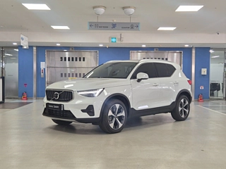 Заказать VOLVO XC40