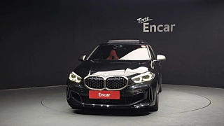 BMW 1-SERIES F40 2022