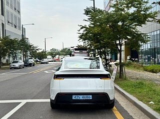Заказать TESLA MODEL Y