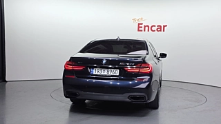 BMW 7-SERIES G11 2016