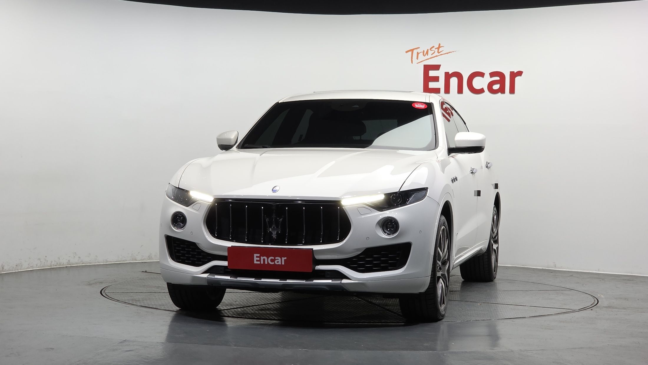 MASERATI LEVANTE 2018