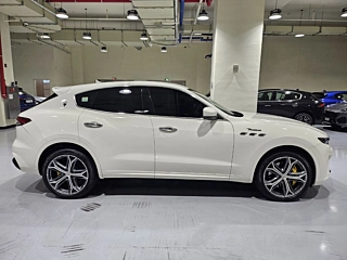Заказать MASERATI LEVANTE