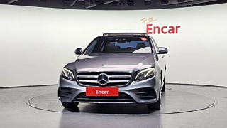 MERCEDES BENZ E-CLASS W213 2017