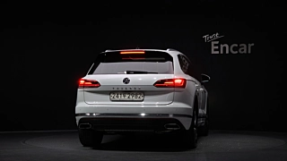 VOLKSWAGEN TOUAREG 2020