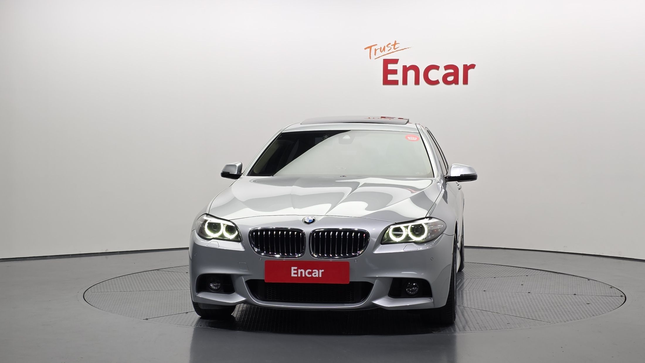 BMW 5-SERIES F10 2016