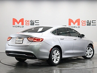 Заказать CHRYSLER 200