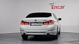 BMW 5-SERIES G30 2018