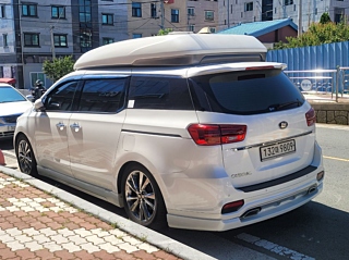 KIA CARNIVAL 2019